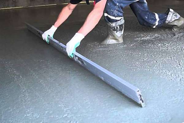 Калькулятор расчета количества бетона для заливки пола в гараже - фото