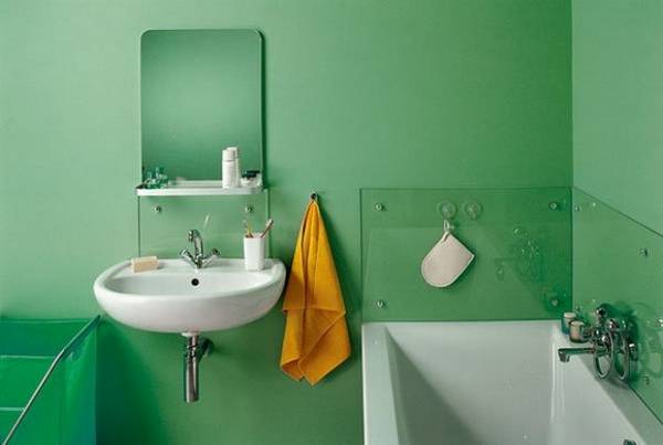 Потолок и стены в ванной комнате - чем их красить? с фото