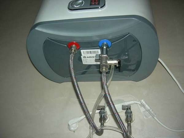 Обратный клапан для водонагревателя - фото