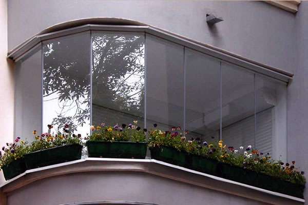 Остекление балкона своими руками с фото